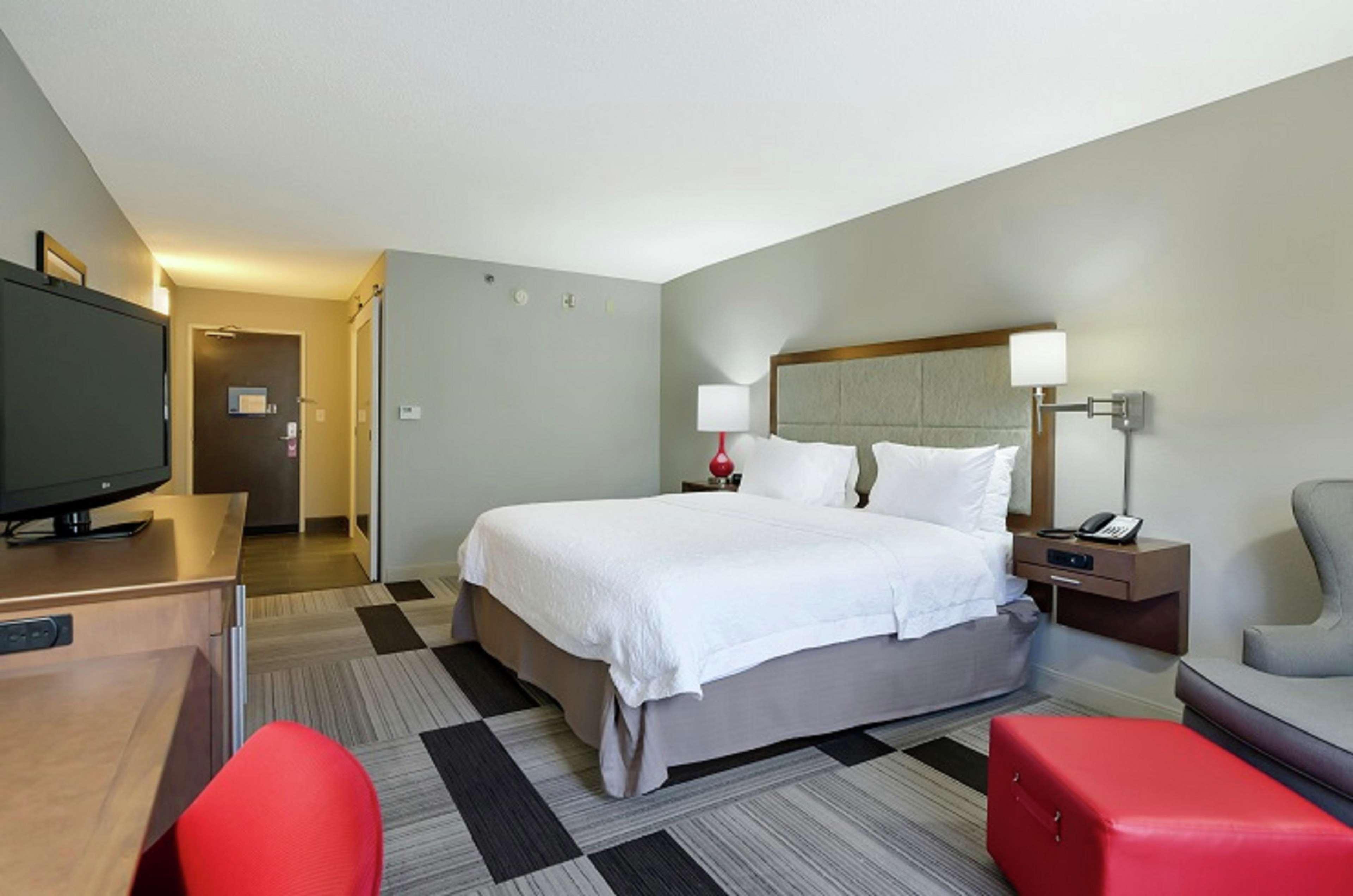 Hampton Inn Salem Buitenkant foto