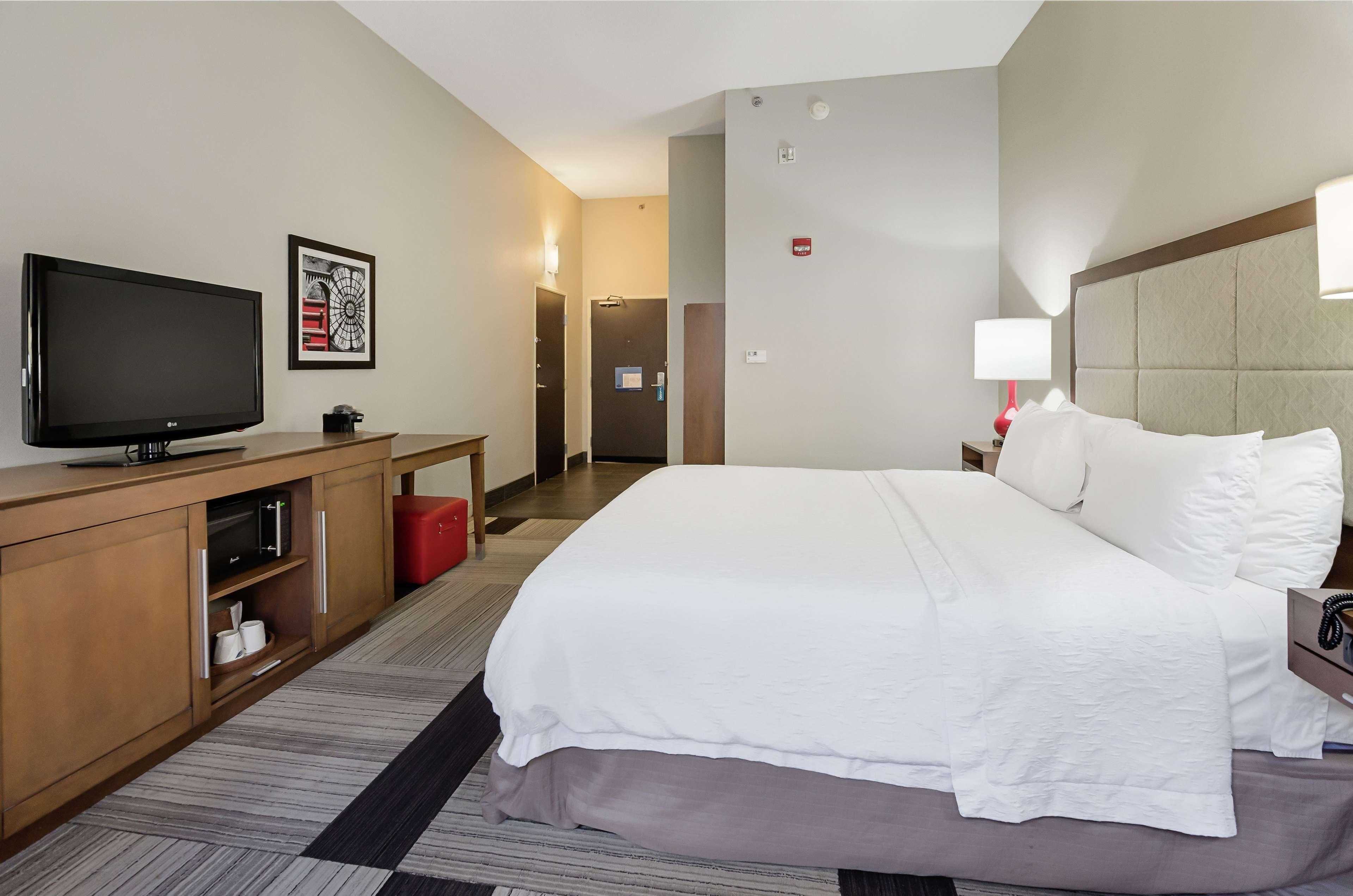Hampton Inn Salem Buitenkant foto