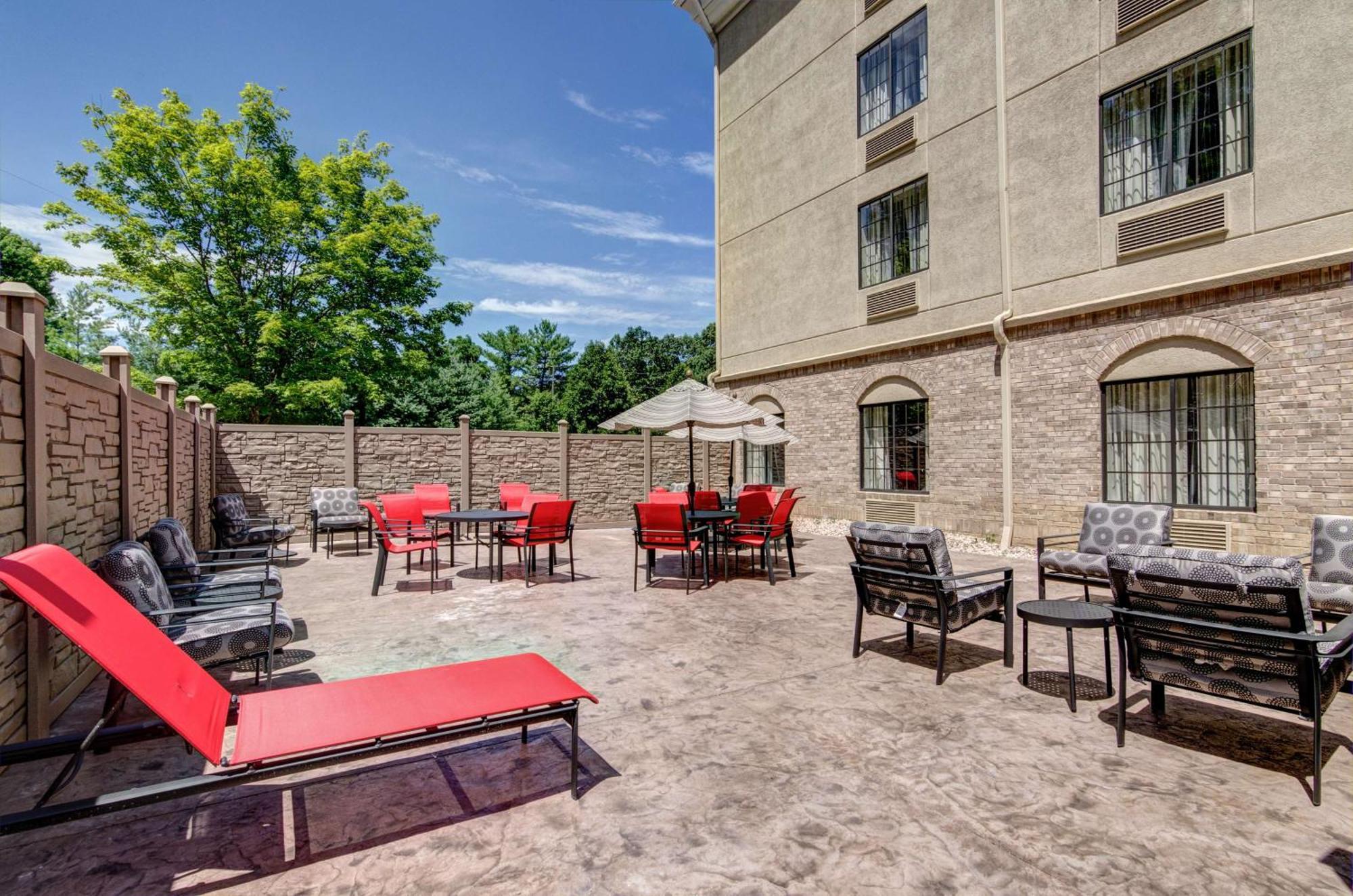 Hampton Inn Salem Buitenkant foto